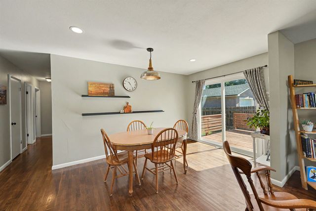 1507 Stapler Ave, Salina, KS 67401