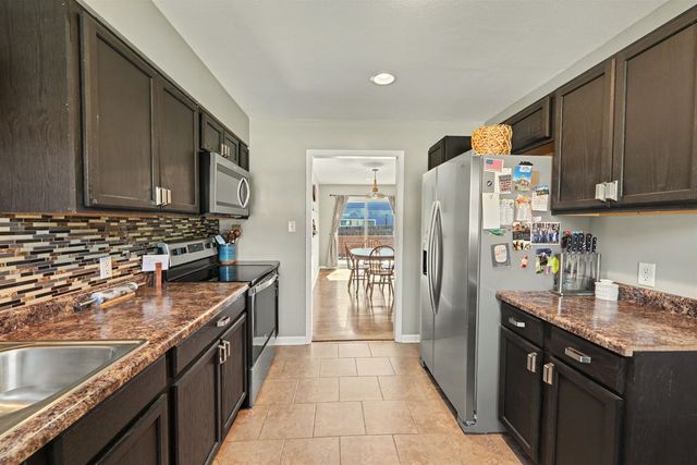 1507 Stapler Ave, Salina, KS 67401