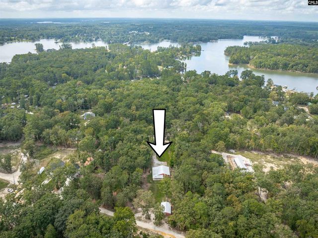 132 Pembroke Lane, Chapin, SC 29036