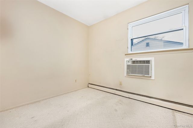 139 N Cedar Street, Massapequa, NY 11758