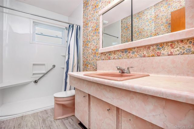 139 N Cedar Street, Massapequa, NY 11758