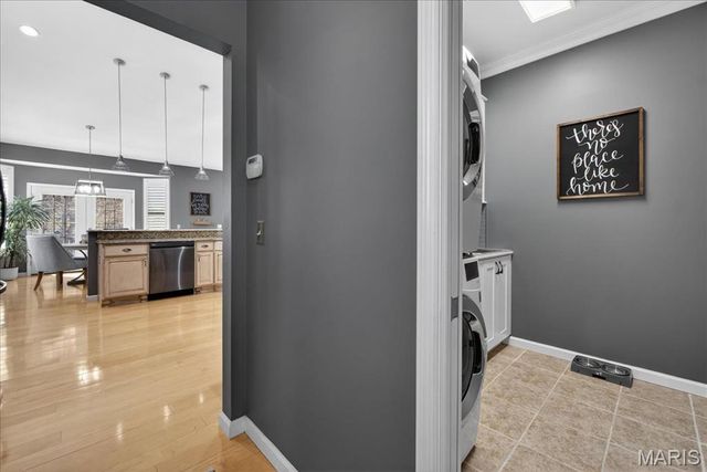 146 Silverstone Circle, Byrnes Mill, MO 63051