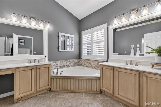 146 Silverstone Circle, Byrnes Mill, MO 63051