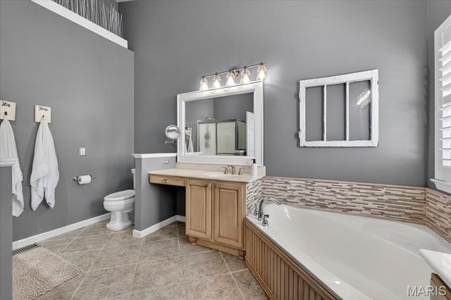 146 Silverstone Circle, Byrnes Mill, MO 63051