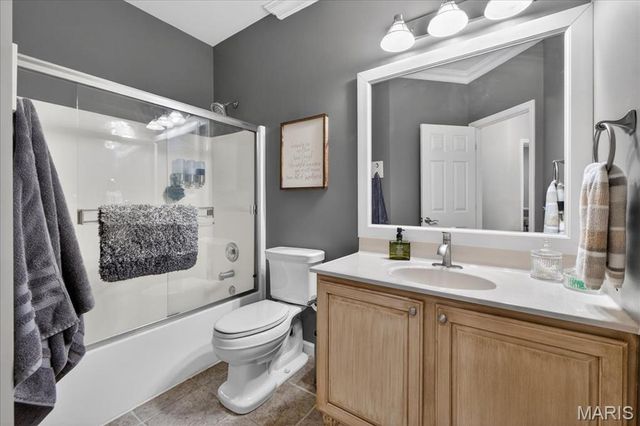 146 Silverstone Circle, Byrnes Mill, MO 63051