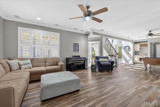 146 Silverstone Circle, Byrnes Mill, MO 63051