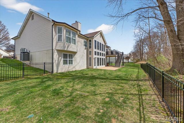 146 Silverstone Circle, Byrnes Mill, MO 63051