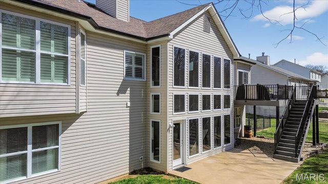 146 Silverstone Circle, Byrnes Mill, MO 63051