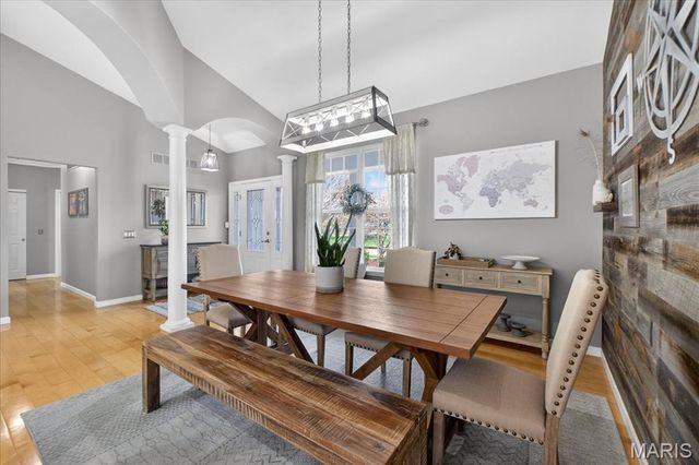 146 Silverstone Circle, Byrnes Mill, MO 63051