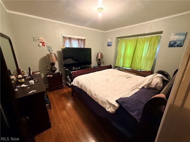 980 Brunswick Road, Cleveland Heights, OH 44112