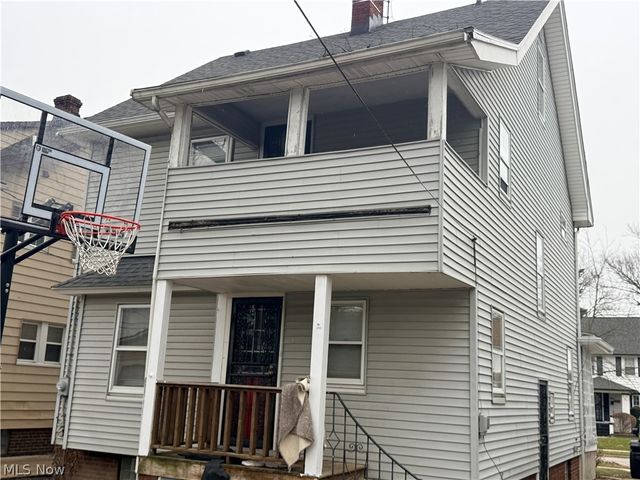 980 Brunswick Road, Cleveland Heights, OH 44112