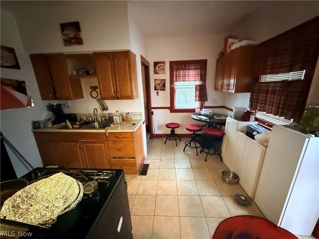 980 Brunswick Road, Cleveland Heights, OH 44112