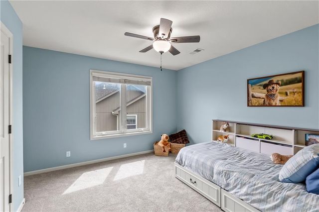 12053 S Sunray Drive, Olathe, KS 66061