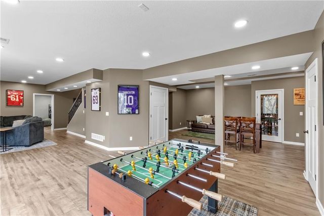12053 S Sunray Drive, Olathe, KS 66061