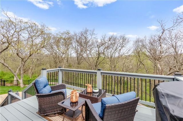 12053 S Sunray Drive, Olathe, KS 66061