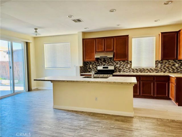 9329 Sable Ridge Avenue, Hesperia, CA 92345