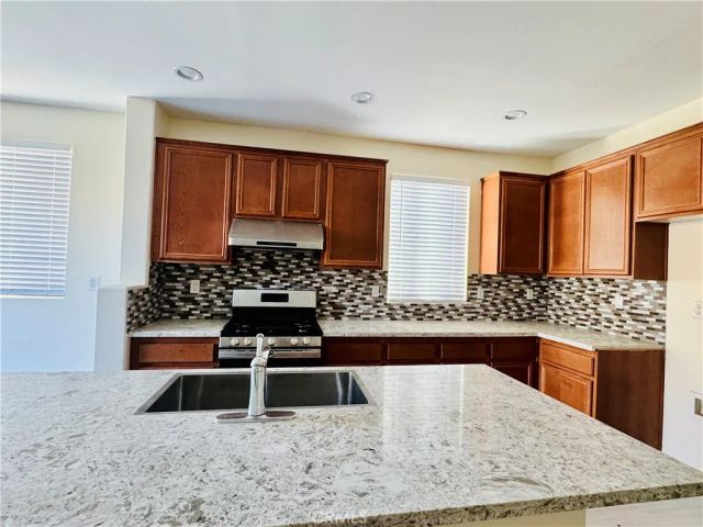 9329 Sable Ridge Avenue, Hesperia, CA 92345