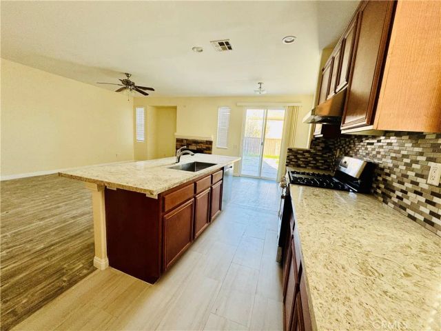 9329 Sable Ridge Avenue, Hesperia, CA 92345