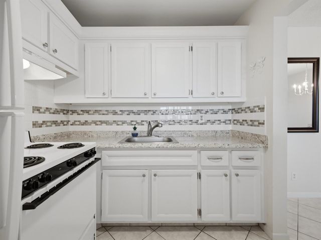 350 Horizons E 302, Boynton Beach, FL 33435