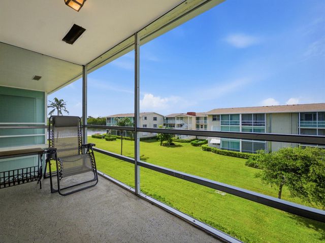 350 Horizons E 302, Boynton Beach, FL 33435