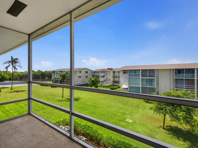 350 Horizons E 302, Boynton Beach, FL 33435