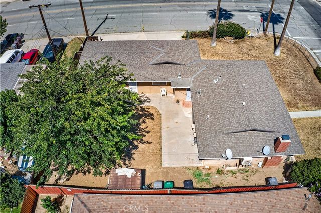 2174 W Lincoln, Banning, CA 92220