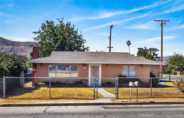 2174 W Lincoln, Banning, CA 92220