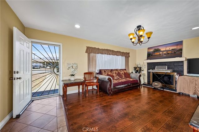 2174 W Lincoln, Banning, CA 92220