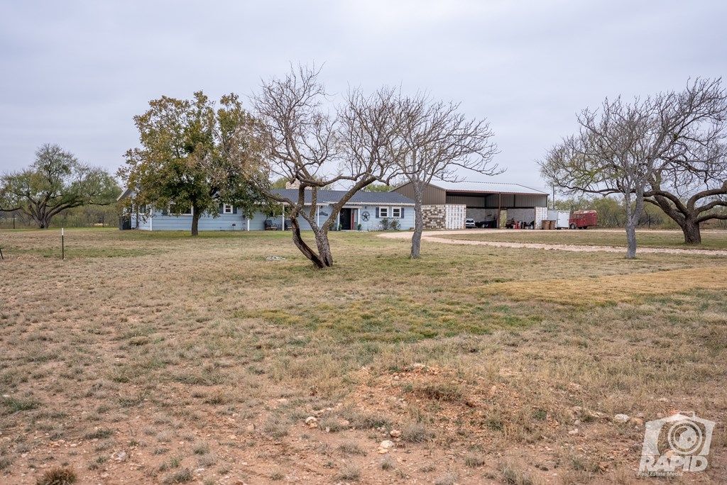 Image 11 of property listing at 6837 Robert Dr, San Angelo, TX 76905