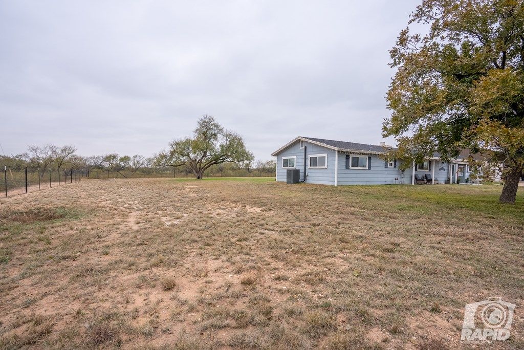 Image 16 of property listing at 6837 Robert Dr, San Angelo, TX 76905