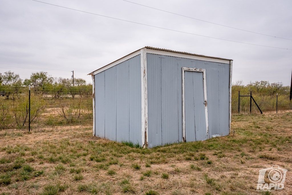 Image 18 of property listing at 6837 Robert Dr, San Angelo, TX 76905