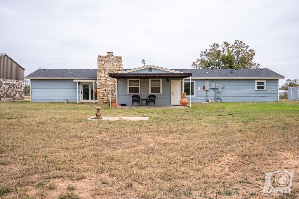 Image 22 of property listing at 6837 Robert Dr, San Angelo, TX 76905