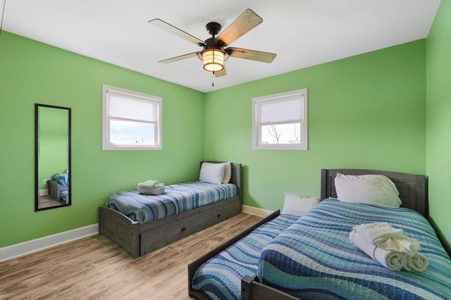 4206 Seabird Drive, Galveston, TX 77554