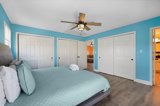 4206 Seabird Drive, Galveston, TX 77554