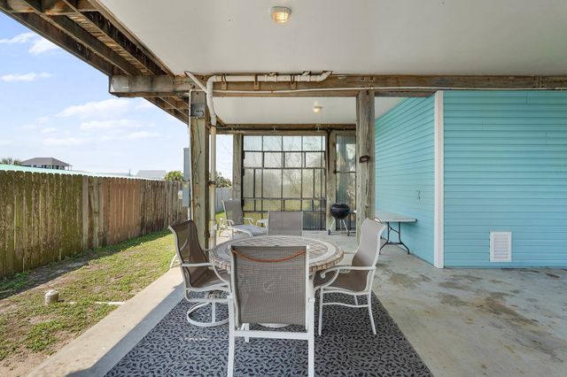 4206 Seabird Drive, Galveston, TX 77554