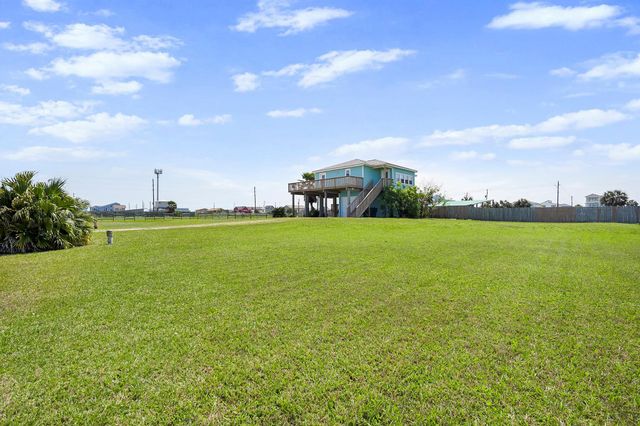 4206 Seabird Drive, Galveston, TX 77554