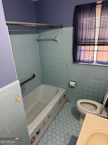 562 Johnstonville Road, Barnesville, GA 30204