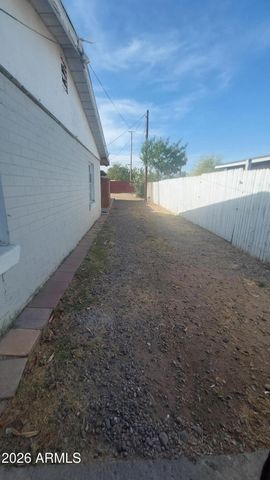 3434 W MONTE VISTA Road, Phoenix, AZ 85009