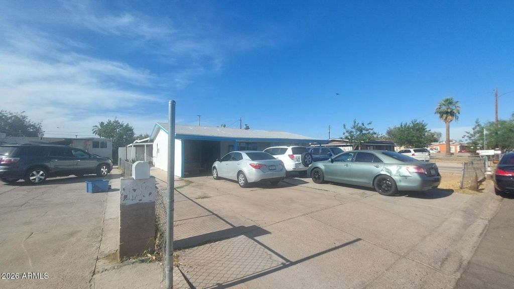 3434 W MONTE VISTA Road, Phoenix, AZ 85009 — photo 2