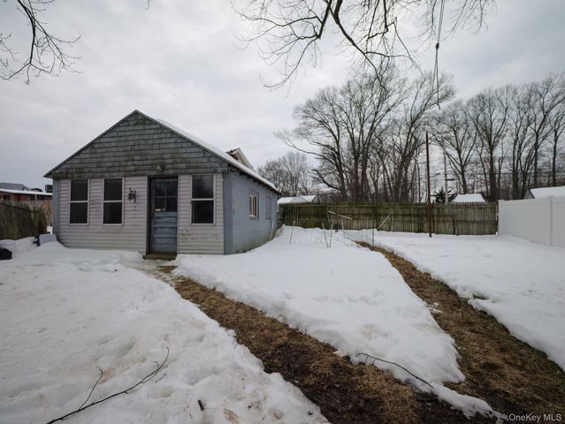 809 South Street, Newburgh, NY 12550