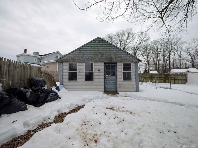 809 South Street, Newburgh, NY 12550