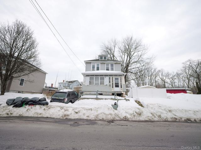 809 South Street, Newburgh, NY 12550