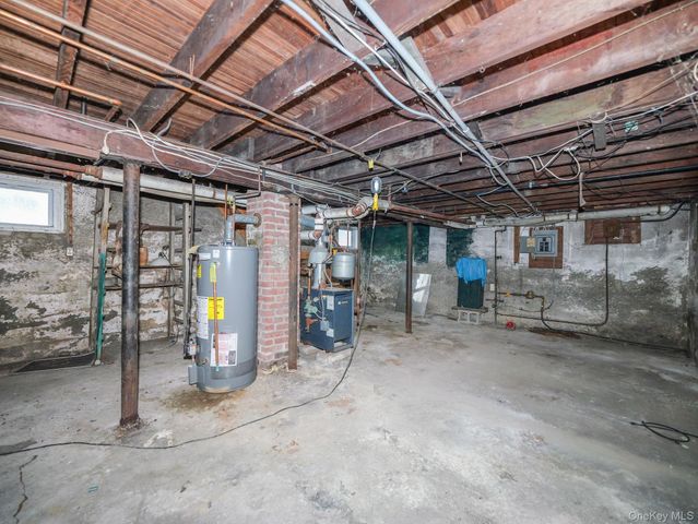 809 South Street, Newburgh, NY 12550