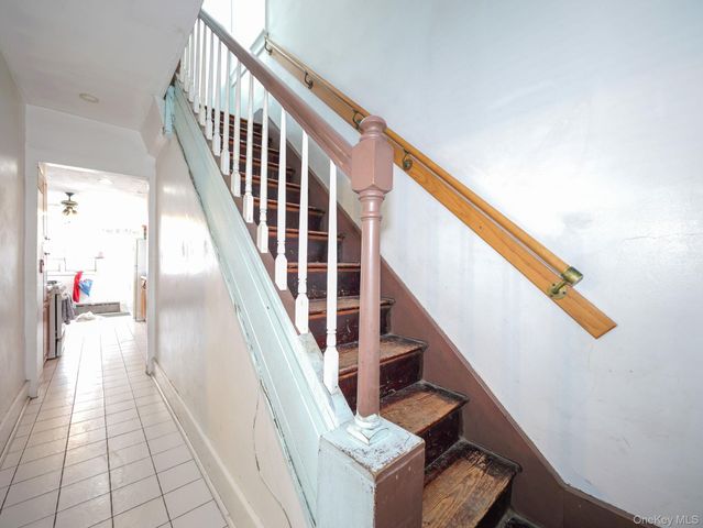 809 South Street, Newburgh, NY 12550