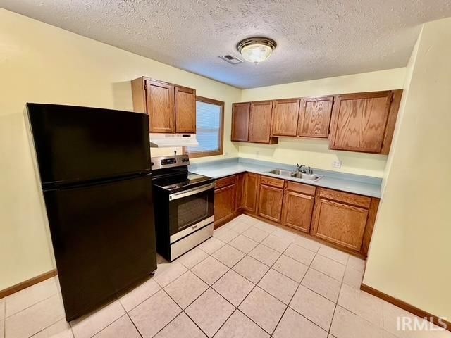 609 Briar Court, Kokomo, IN 46902