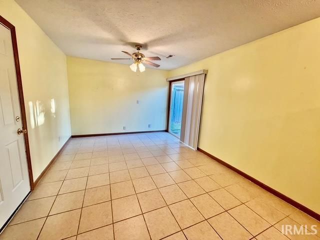 609 Briar Court, Kokomo, IN 46902