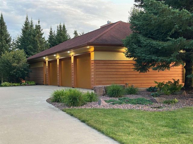 1903 STATESMAN DRIVE, Wausau, WI 54403
