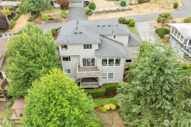21008 7th Avenue S, Des Moines, WA 98198