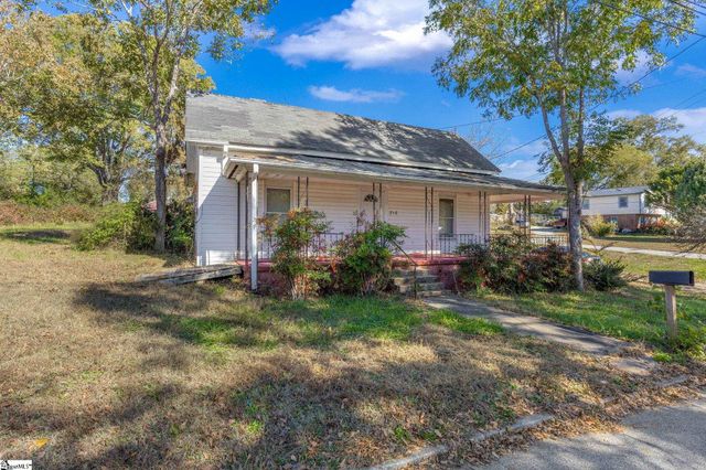 9 Hammett Street, Laurens, SC 29360
