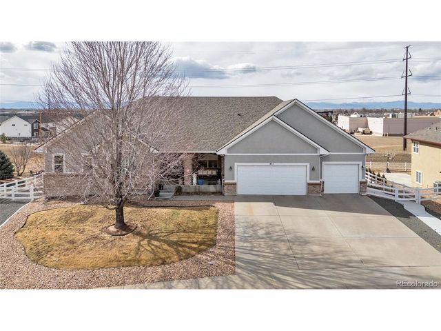 271 Corvette Cir, Fort Lupton, CO 80621